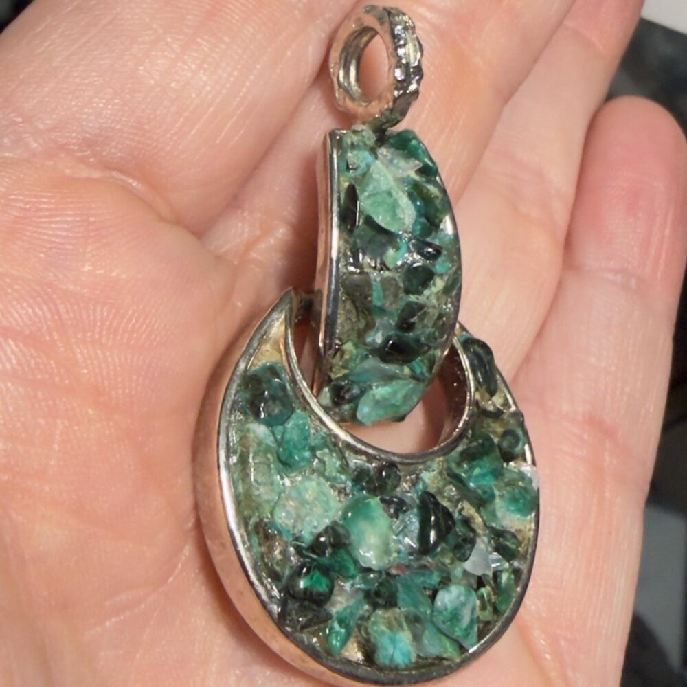 Malachite Chip  Articulated Pendant Green Stone Mosaic Silver Tone 2" - Picture 4 of 8